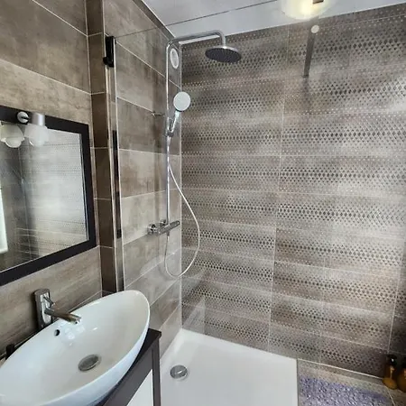 Apartment 3 Pieces, Krutenau, Parking Prive *